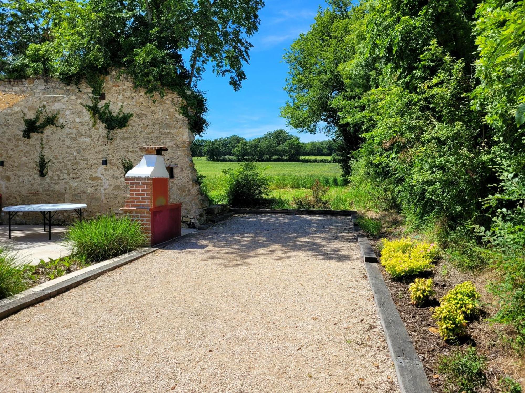 Gite Campagne Famille 15 Pers Piscine Chauffee Jeux Enfants Petanque Saint-Sauvy Exterior photo